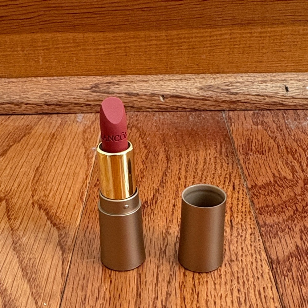 Lancôme red lipstick shade 274 French tea
